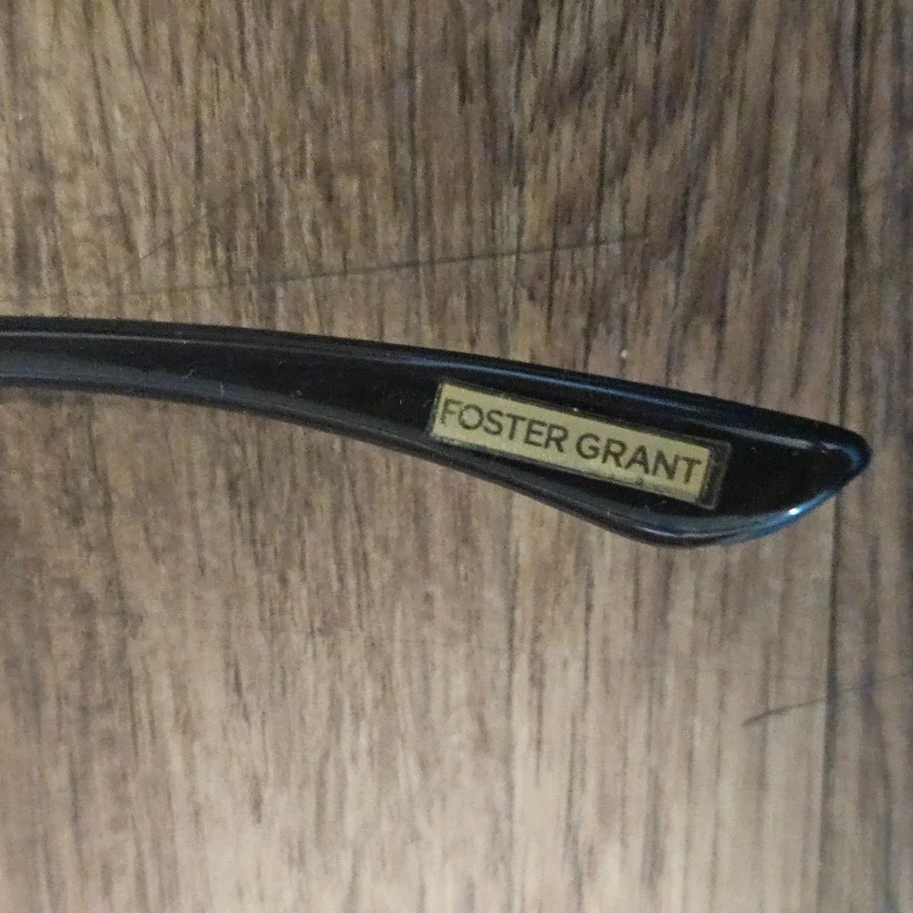 Foster Grant EG0412 Oscar POL FWG Mens Polarized Sunglasses Gunmetal Black
